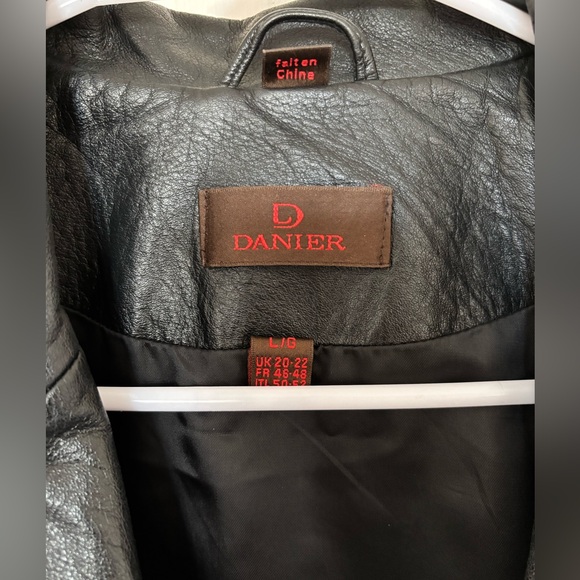 Vintage Y2K Danier Leather Jacket - Picture 8 of 12
